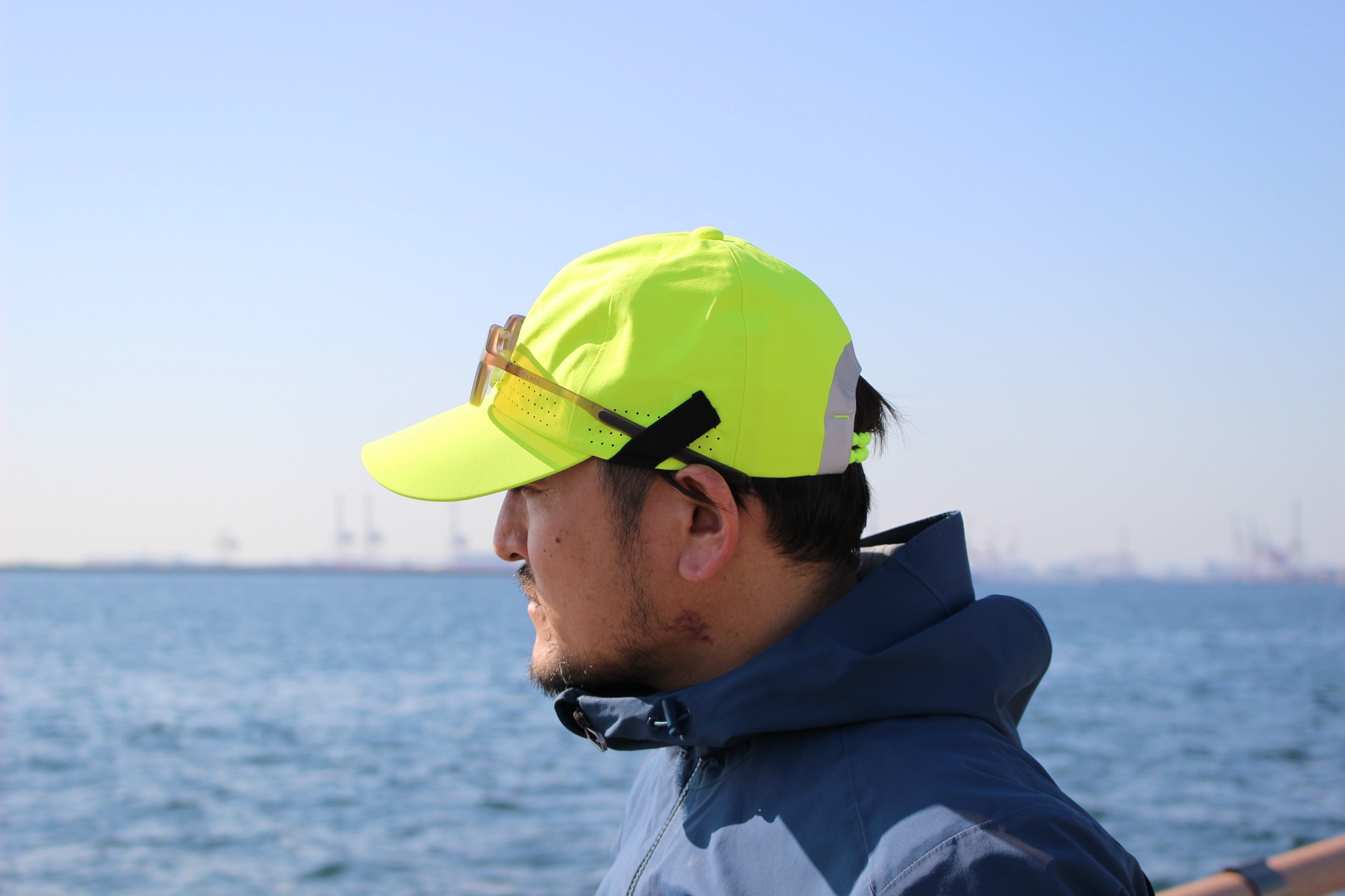 CATERPP（キャタップ）— 飛ばない、脱げない、締め付けない！ 高機能